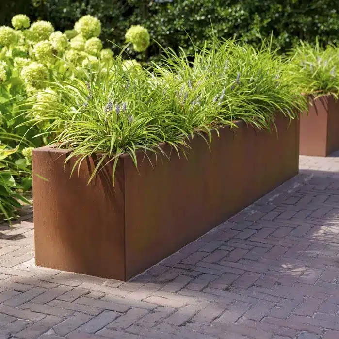 CARREZ Pflanzkübel aus Cortenstahl mit Boden – Bild 3