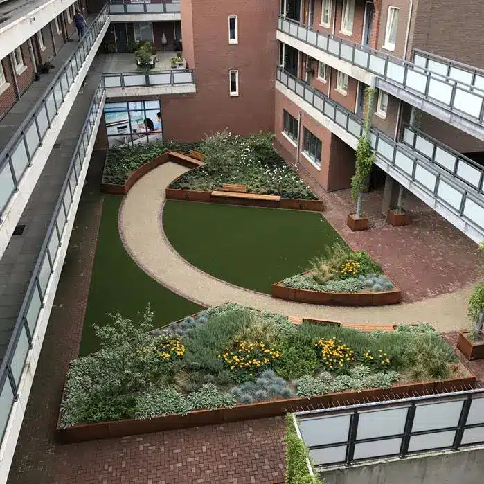 Profil der gebogenen Stützmauer